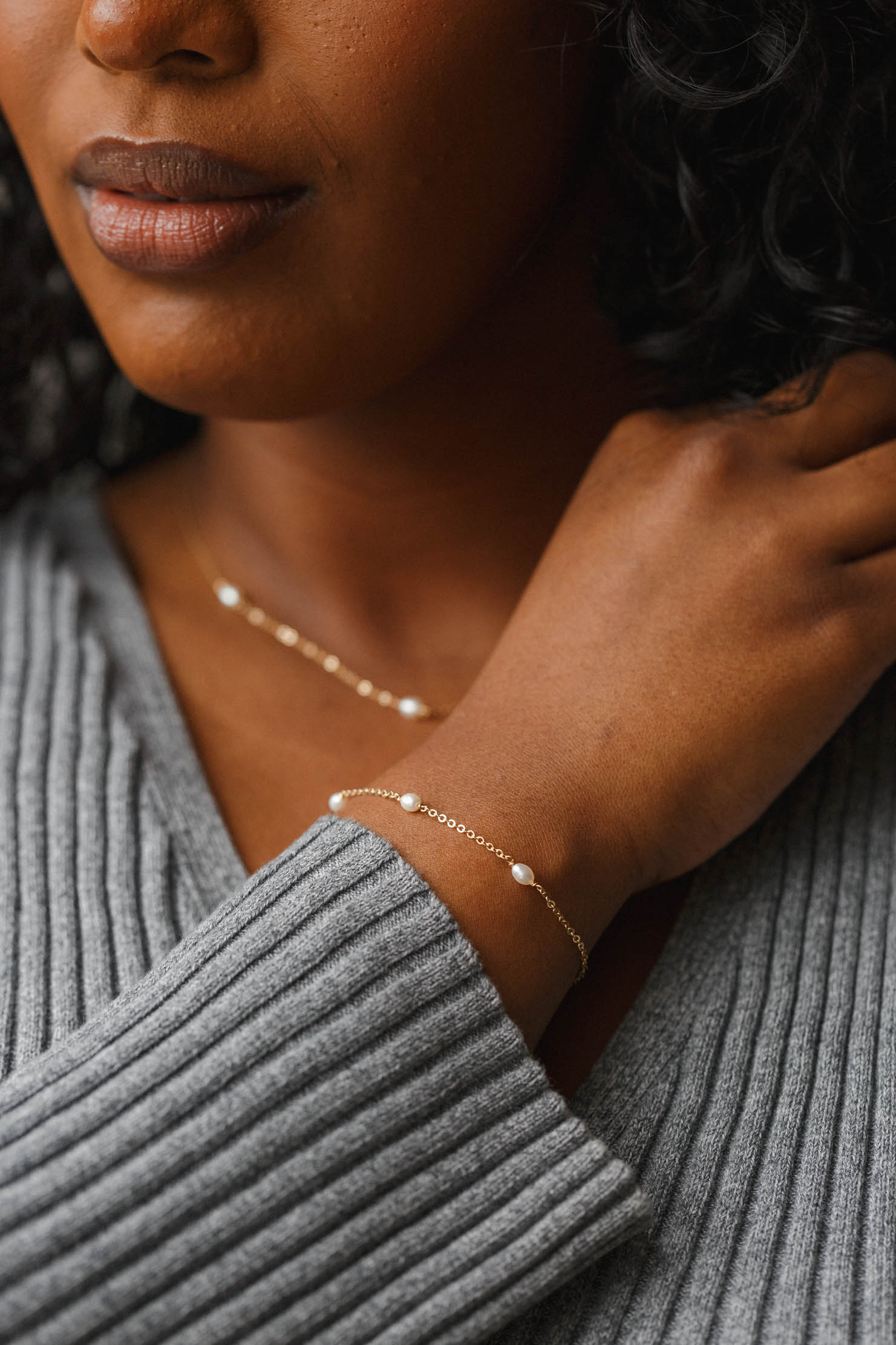 Pearl Trinity Bracelet – Elegant Jewelry Piece