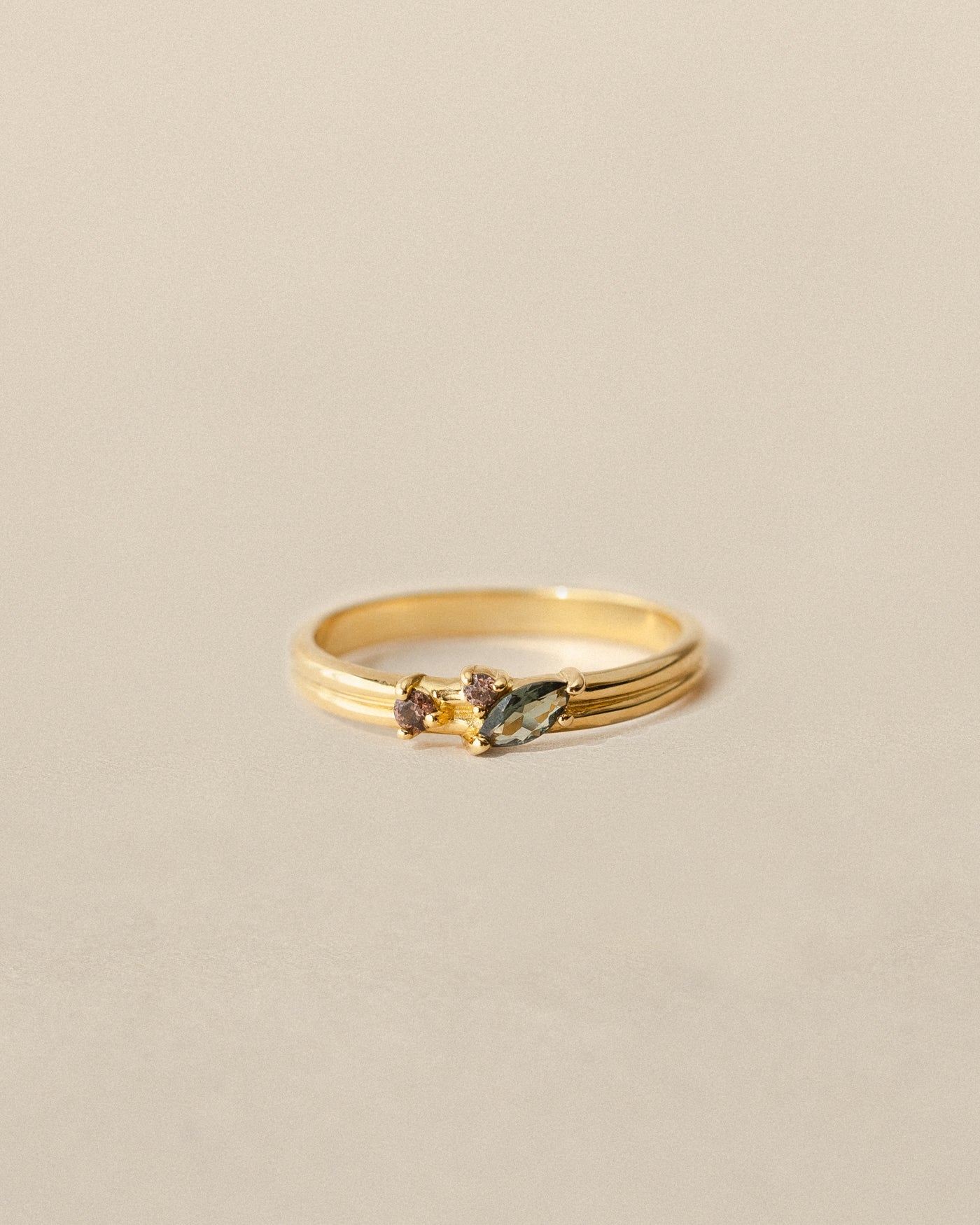 Elegant Flourish Ring for Everyday Wear