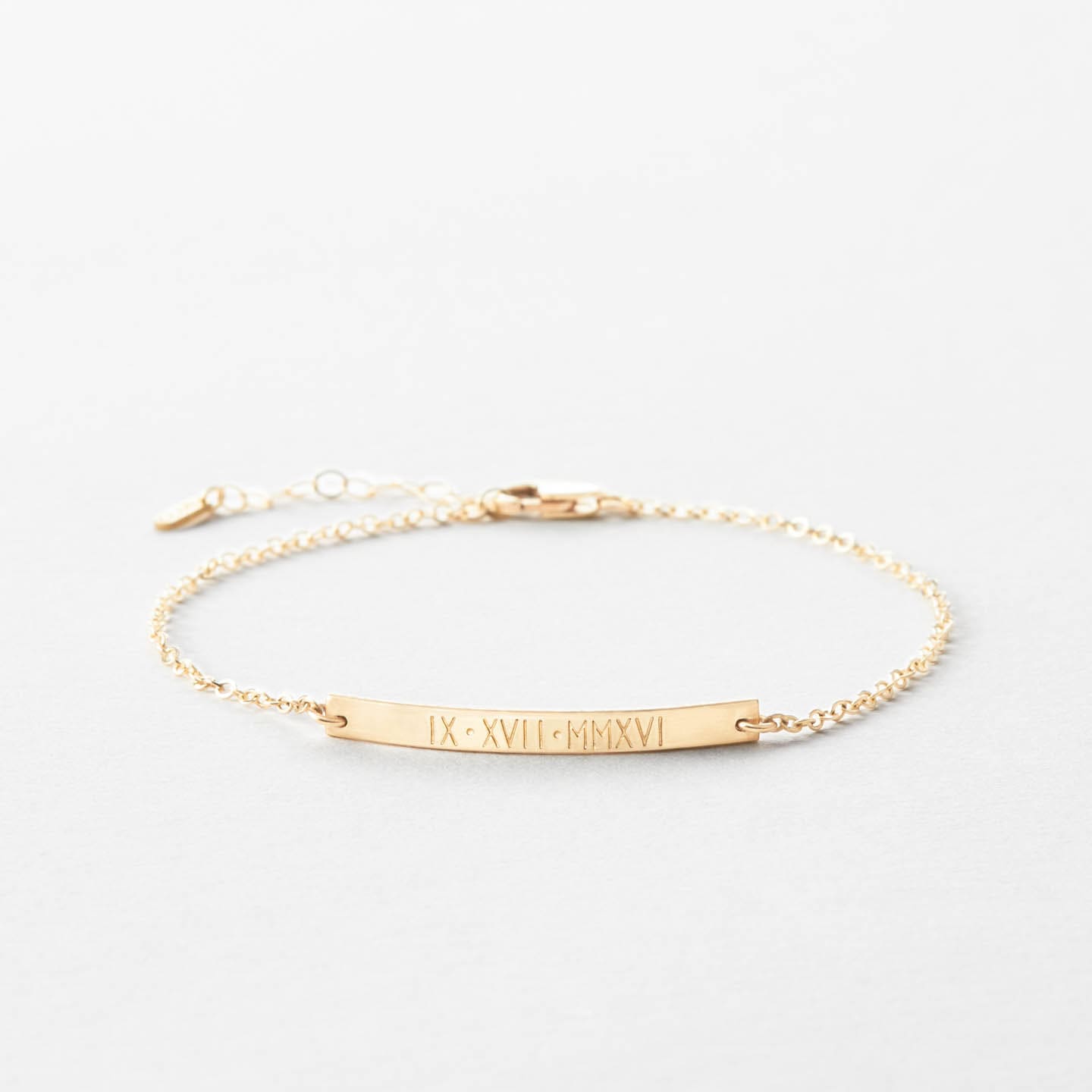 Stylish Getty Bar Chain Bracelet for Men & Women