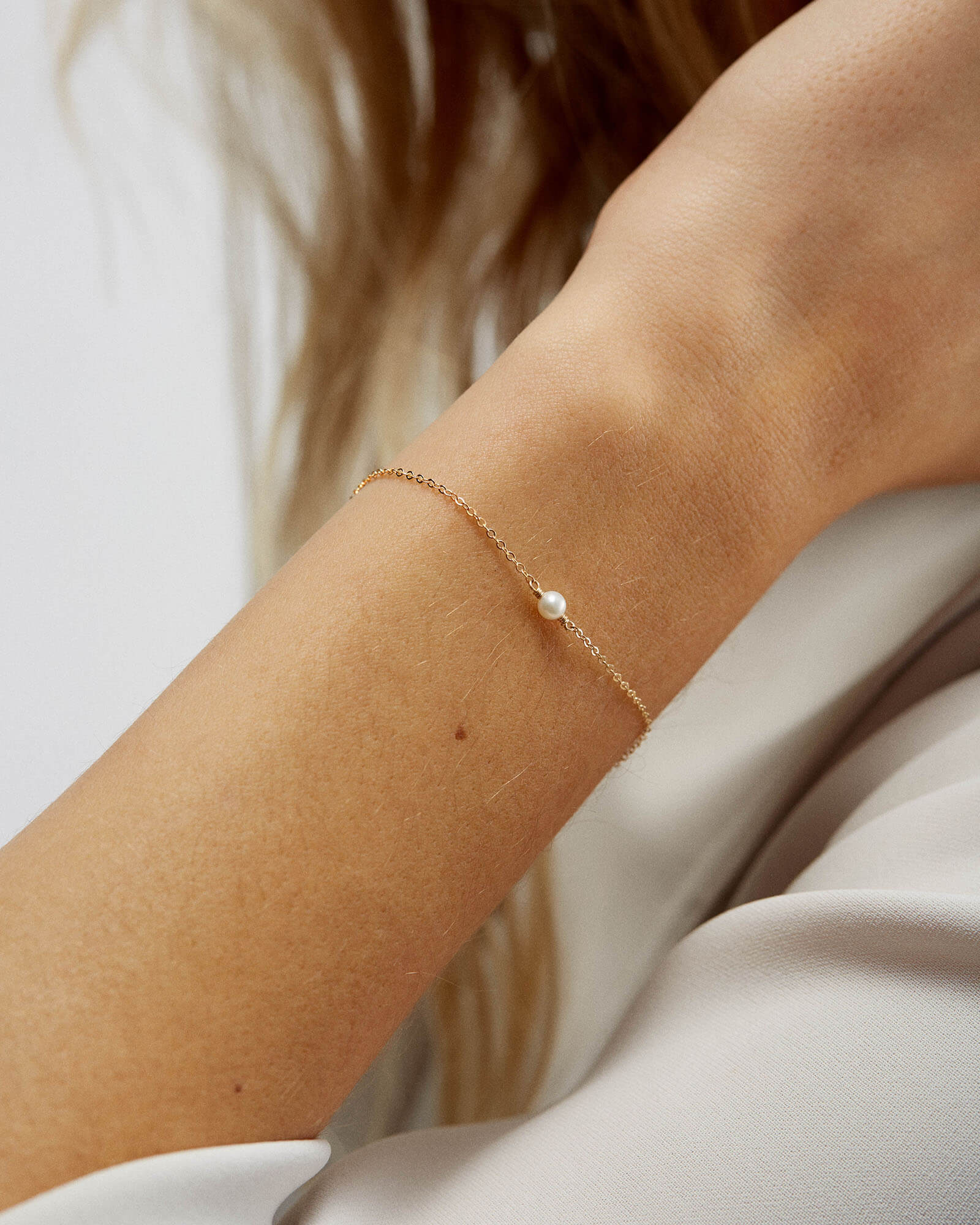 Pleine Lune Charm Bracelet for Stylish Wear