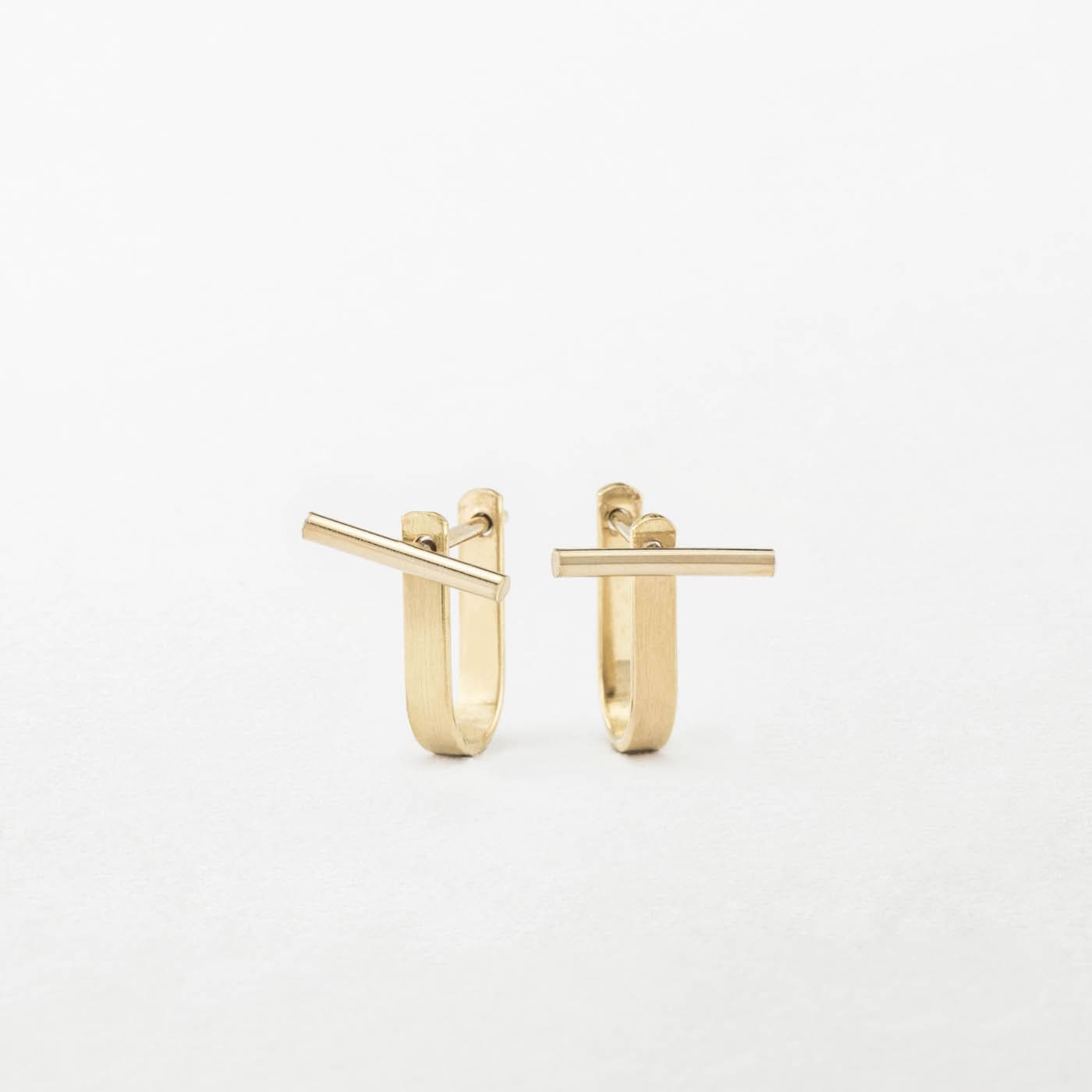 Stylish Totte Earrings for Everyday Wear