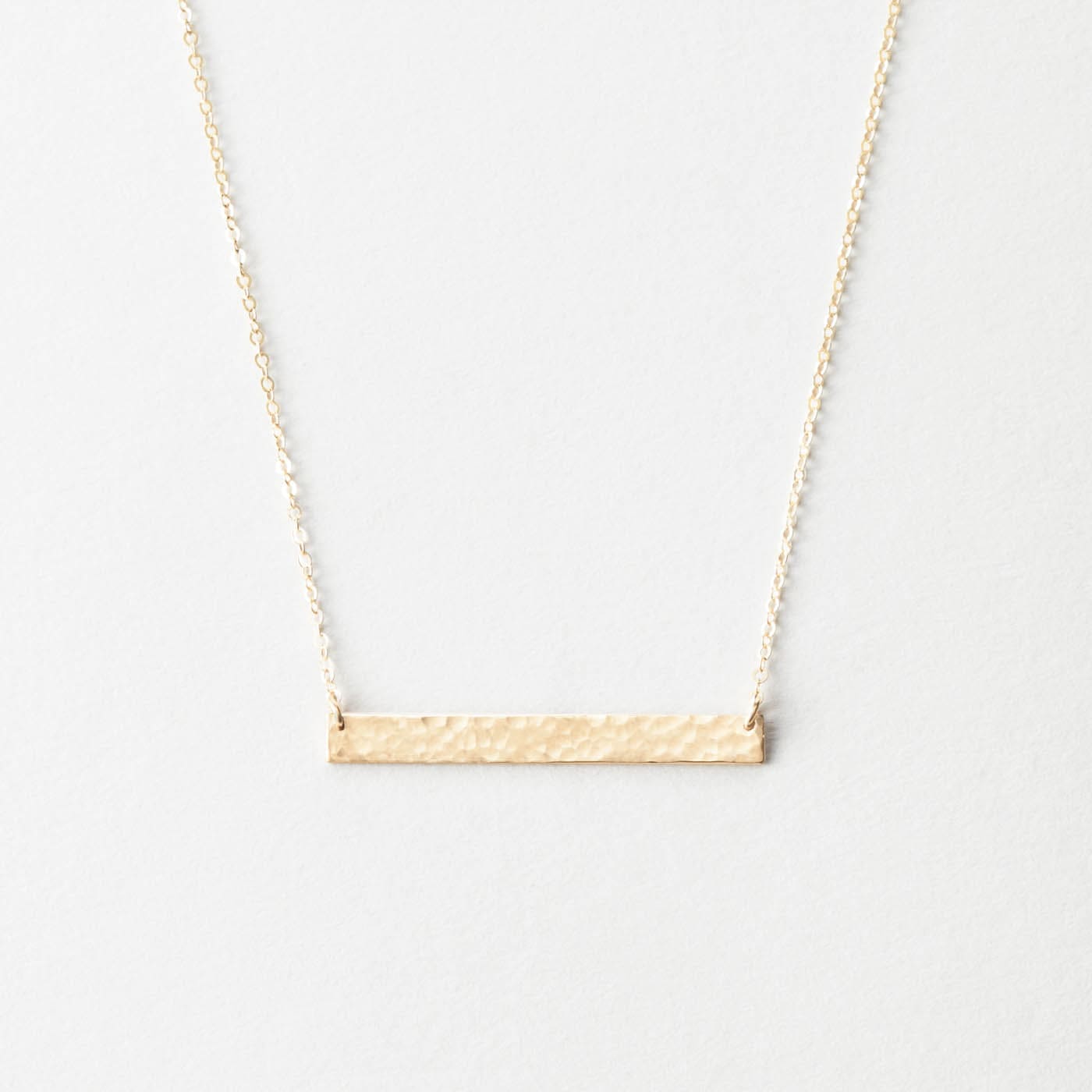 Serra Pendant Necklace – Elegant Minimalist Jewelry