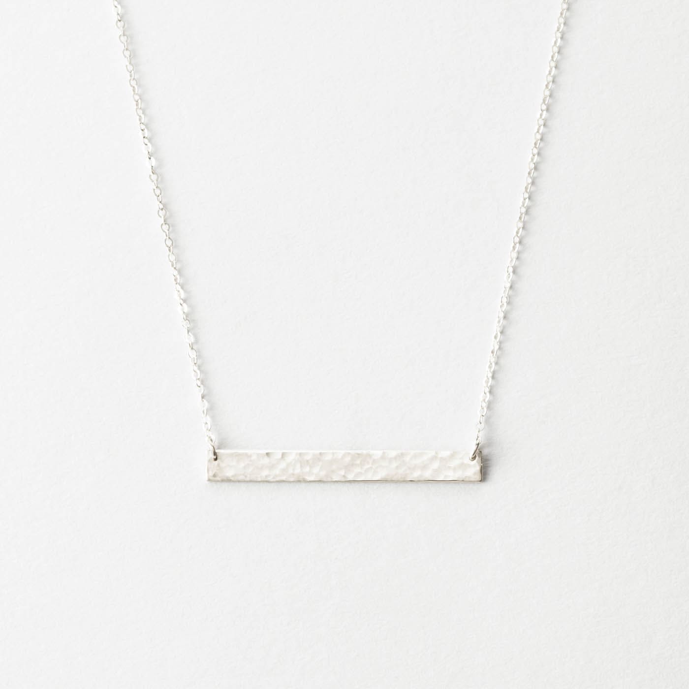 Serra Pendant Necklace – Elegant Minimalist Jewelry