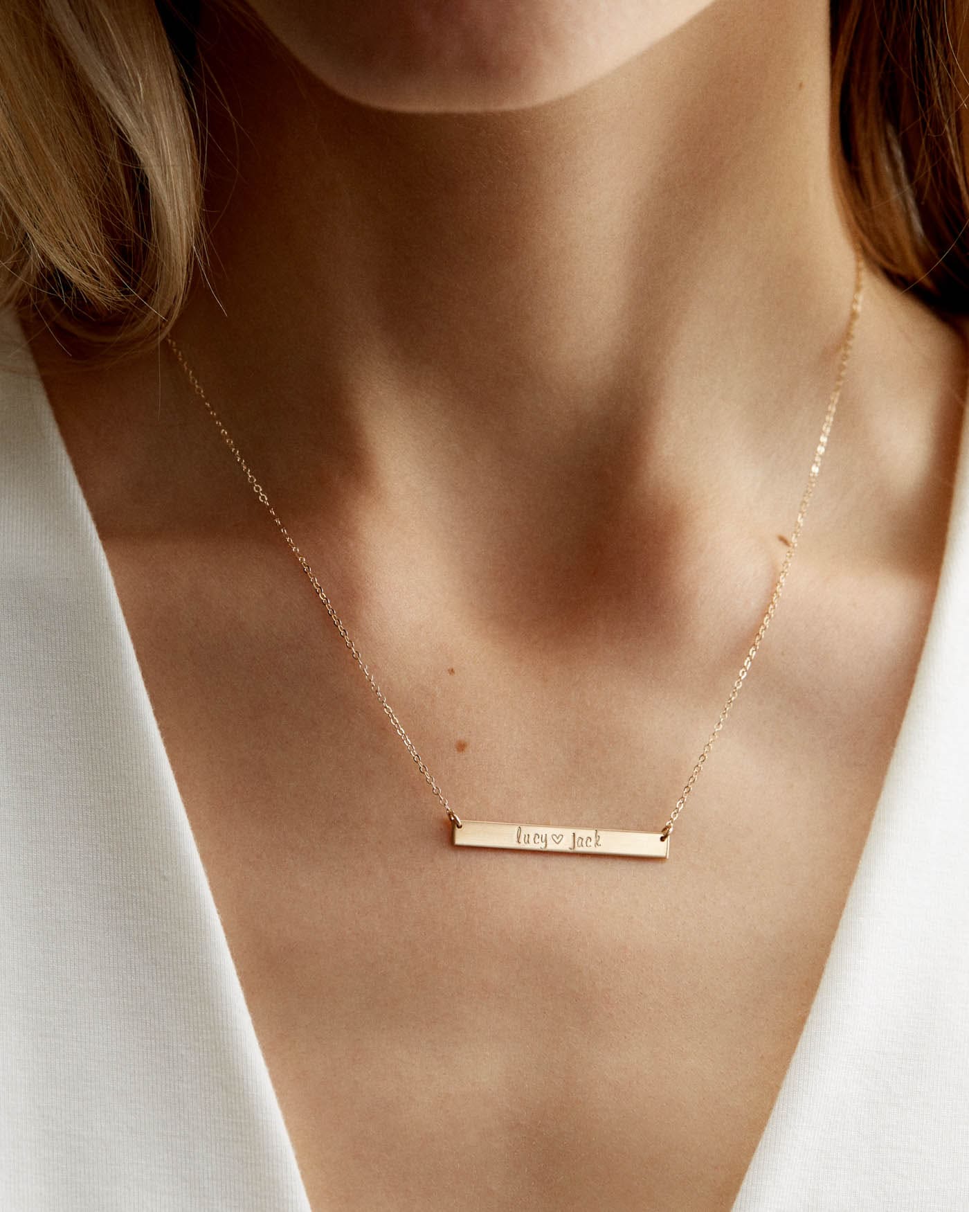Serra Pendant Necklace – Elegant Minimalist Jewelry