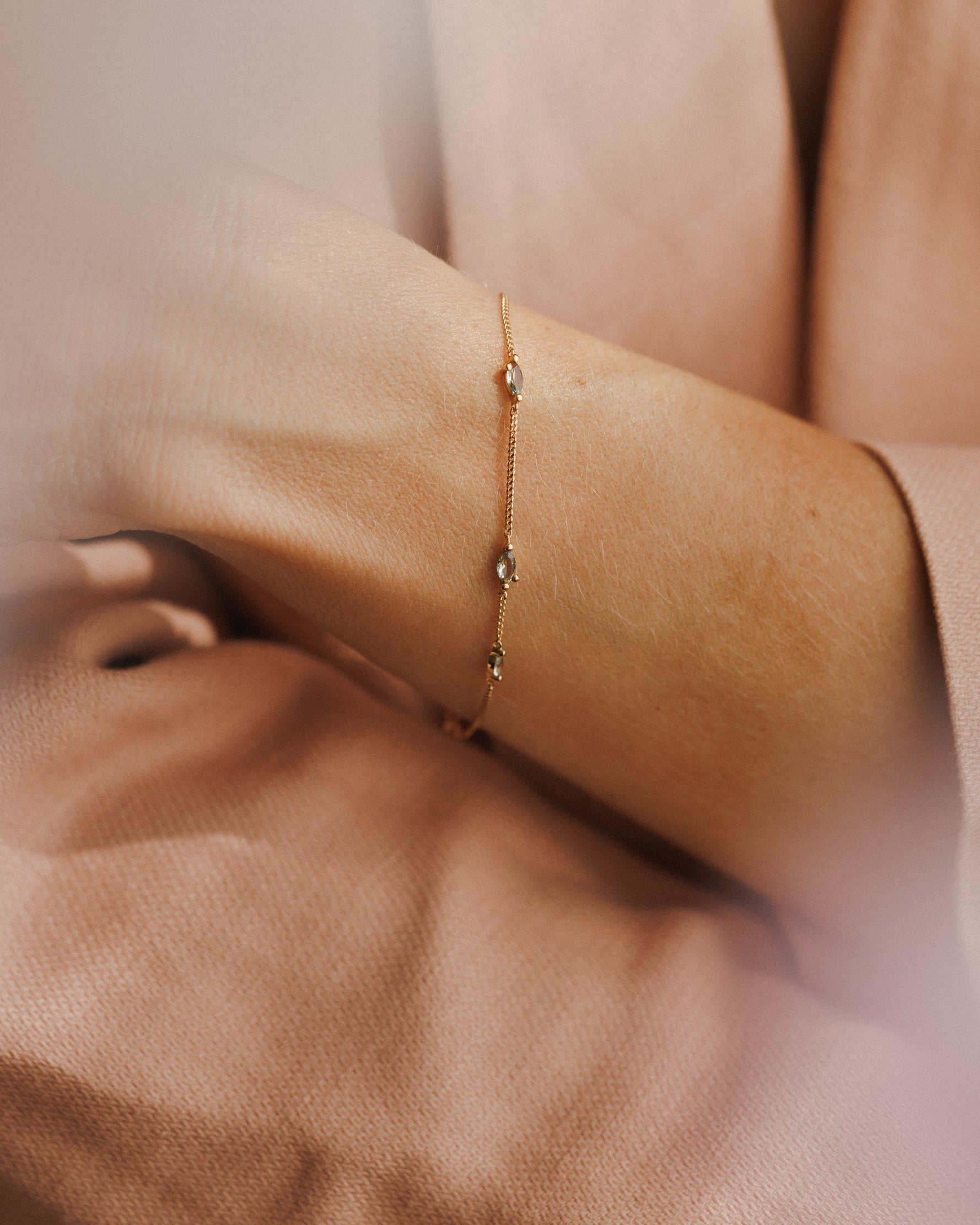 Stylish Leaflet Charm Bracelet for Everyday Wear