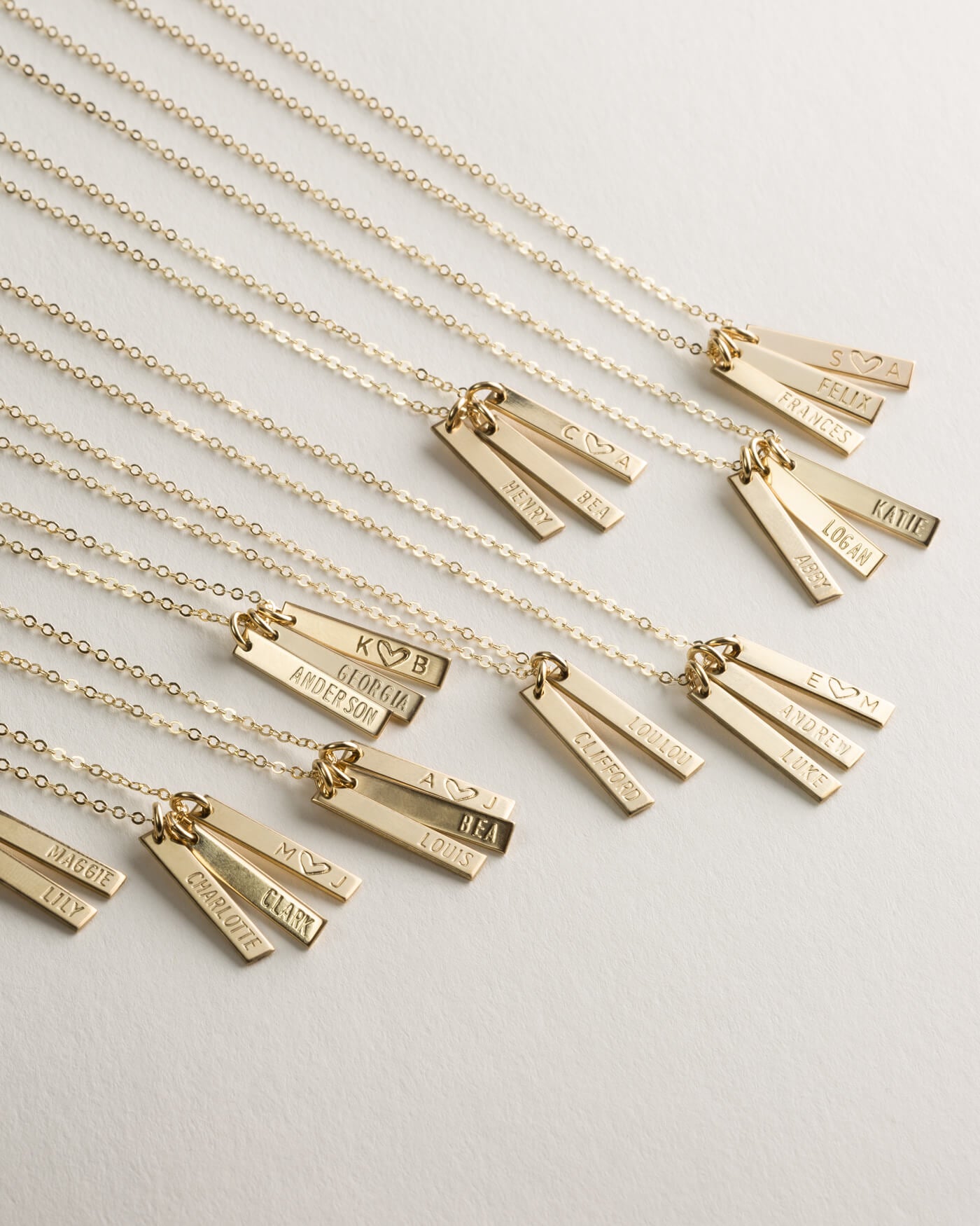 Stylish Ono Pendant Necklace