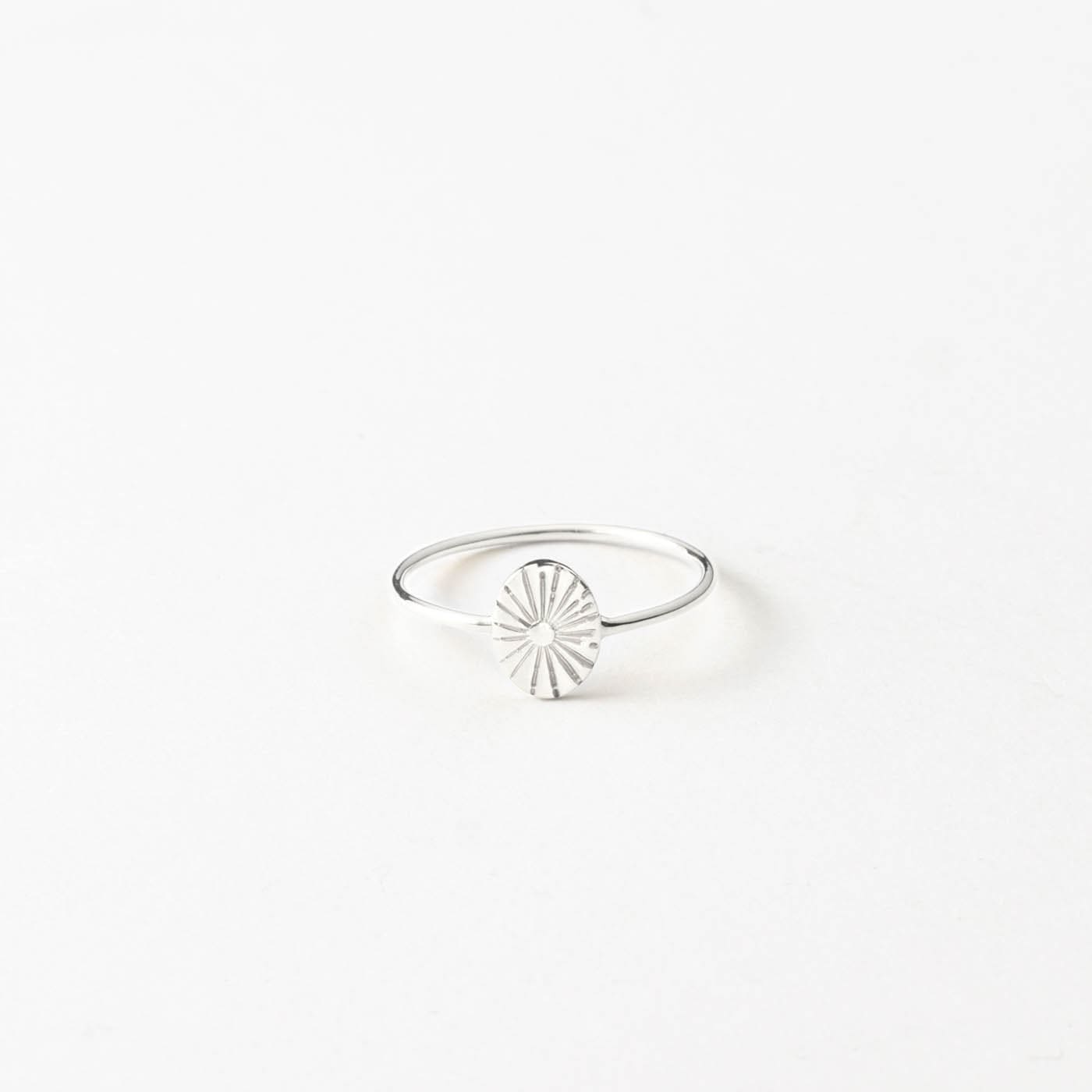 Elegant Sunbeam Ring for Everyday Wear