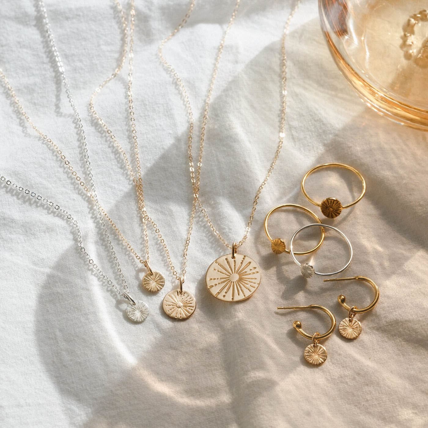 Elegant Sunbeam Ring for Everyday Wear