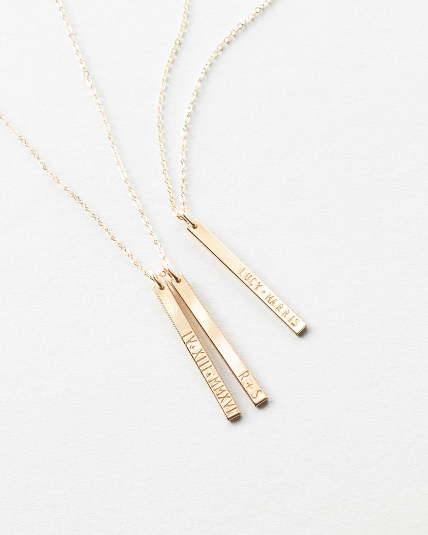 Stylish Miro Bar Necklace for Everyday Wear