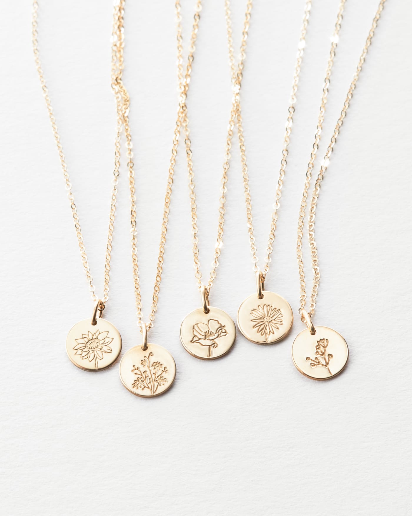 14k Gold Small Flora Pendant Necklace