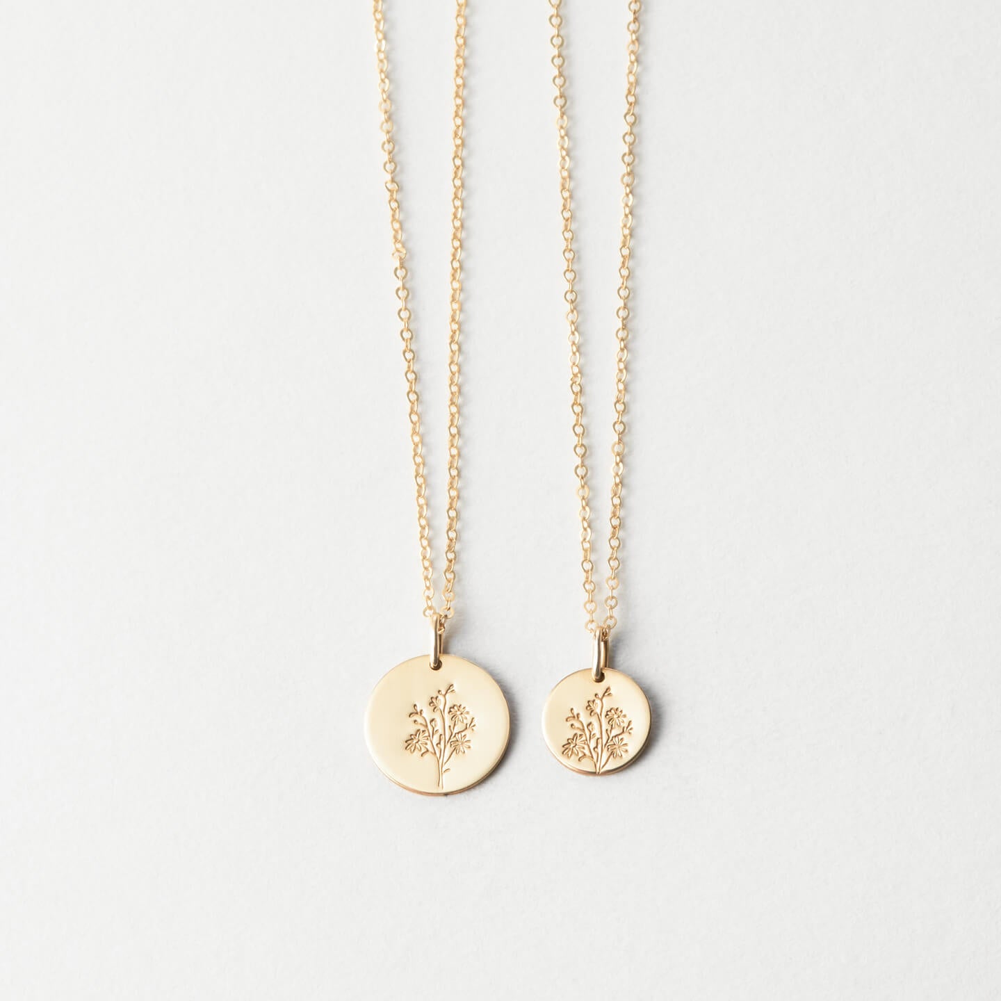 Elegant Aster Pendant Necklace