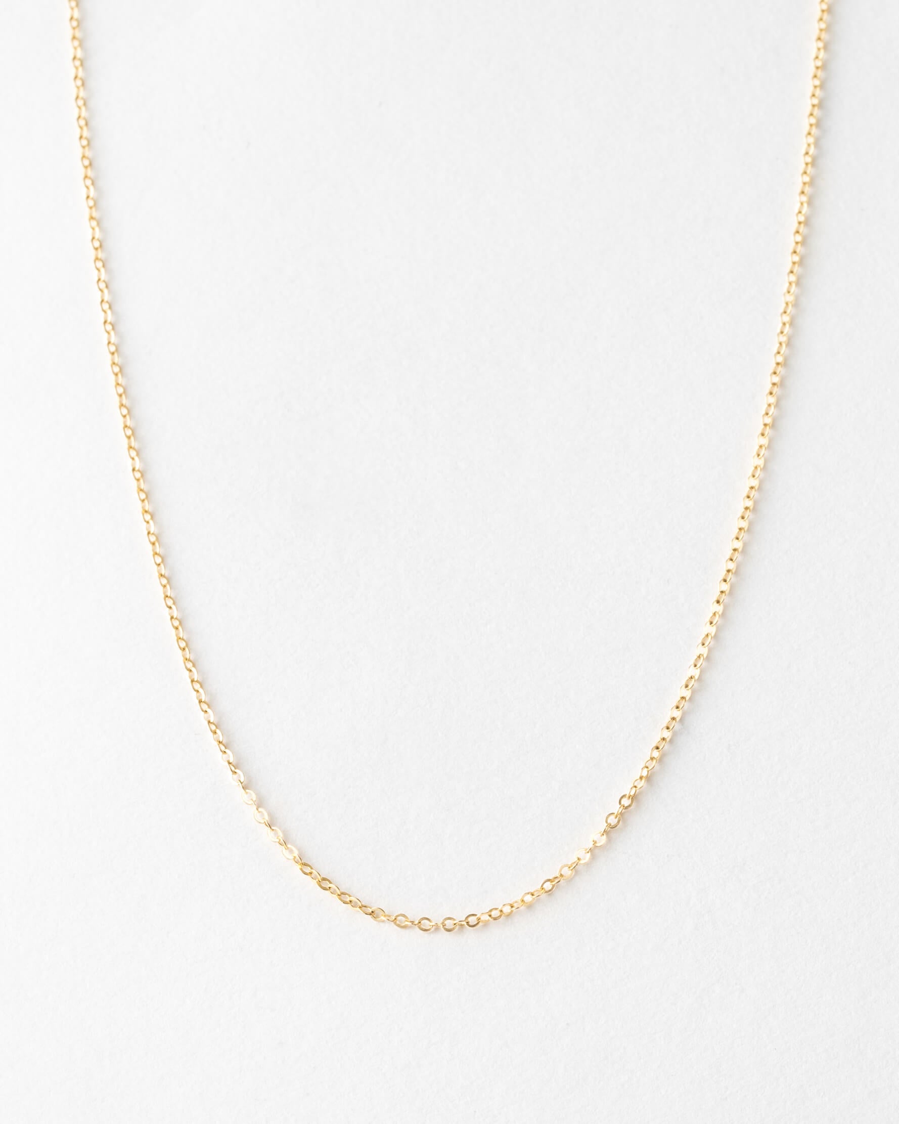 Sleek Gold Cable Chain Necklace