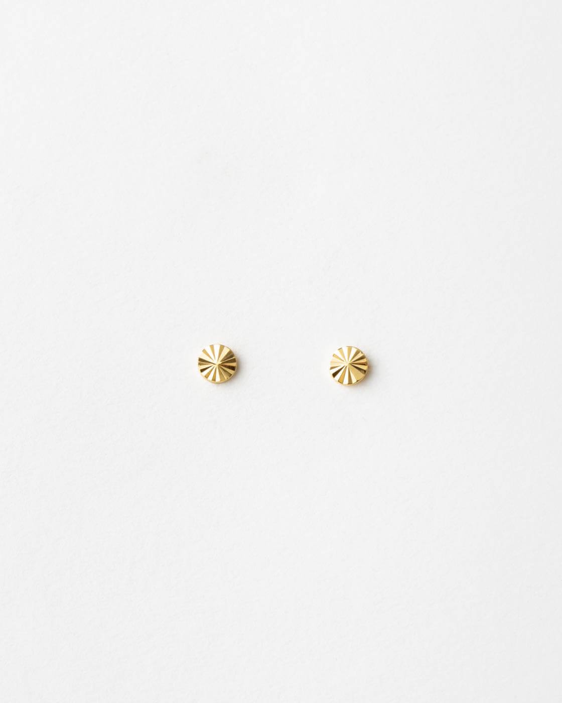 Stylish Radiant Stud Earrings for Everyday Wear