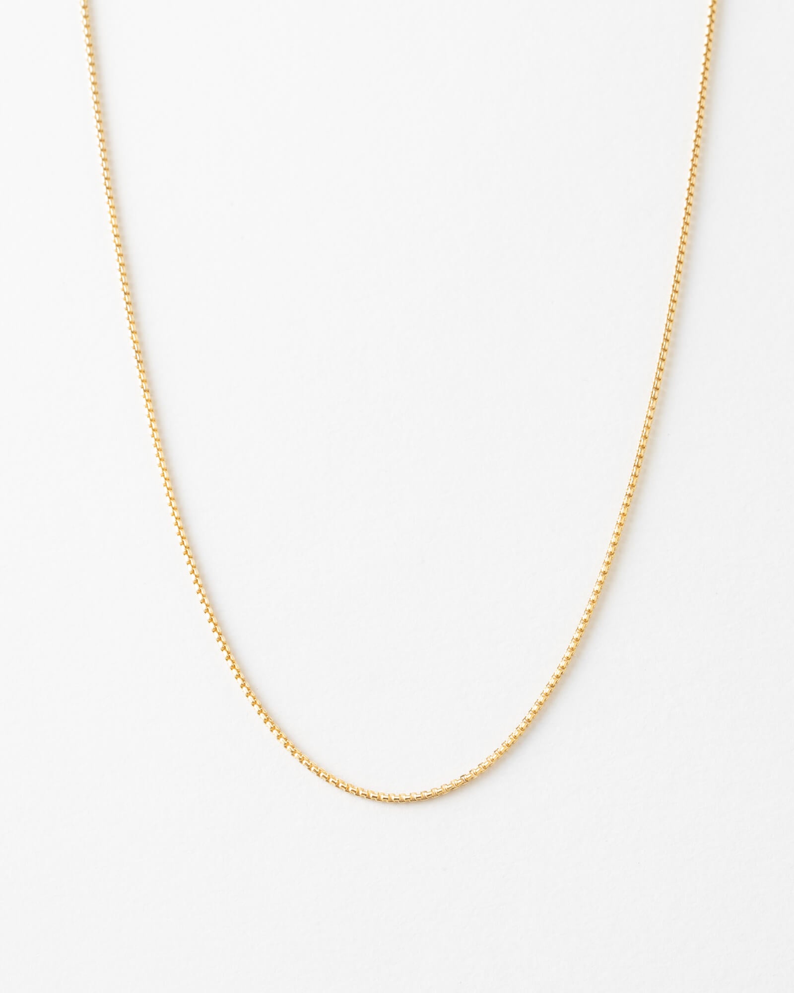 Stylish Round Box Chain Necklace