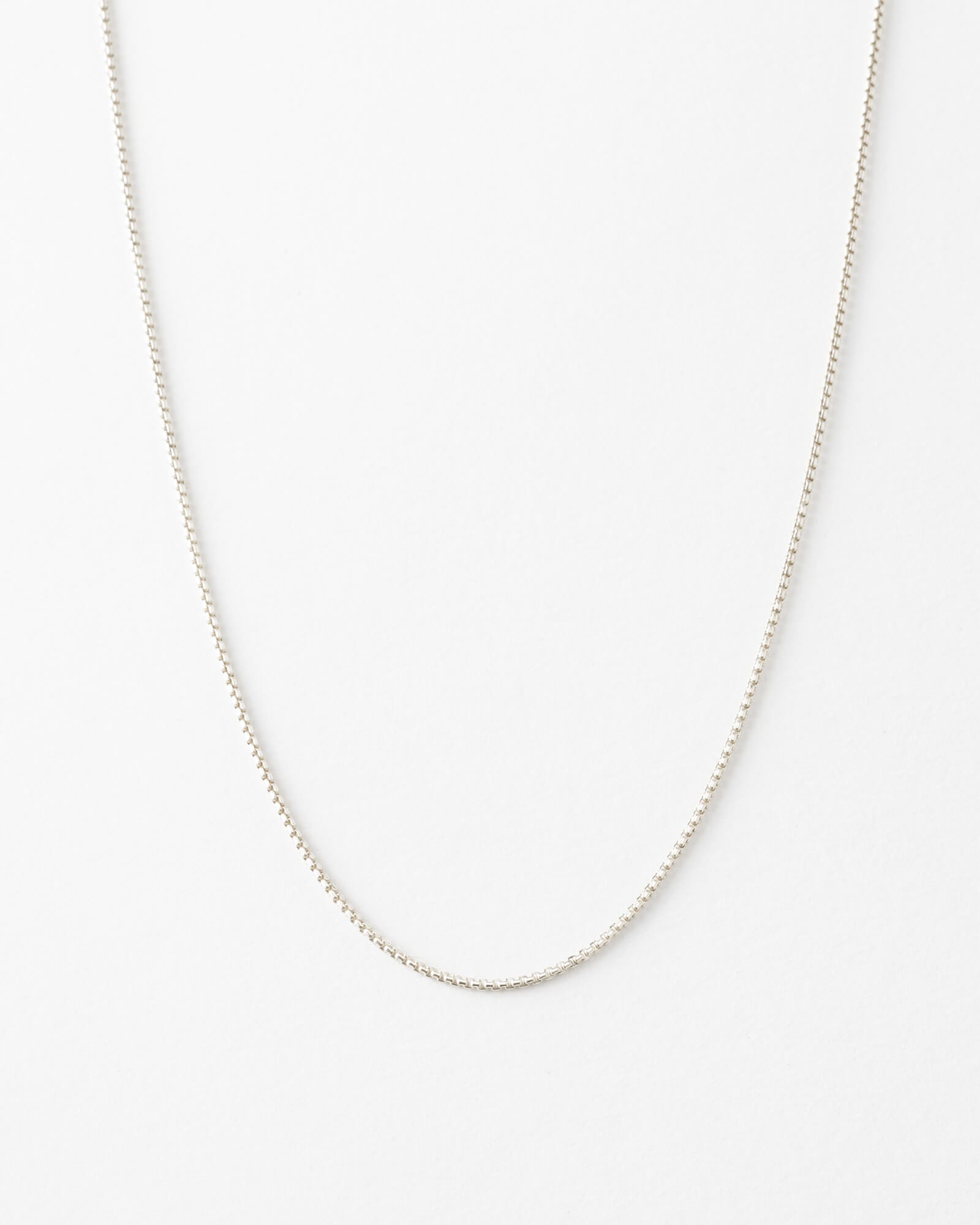 Stylish Round Box Chain Necklace