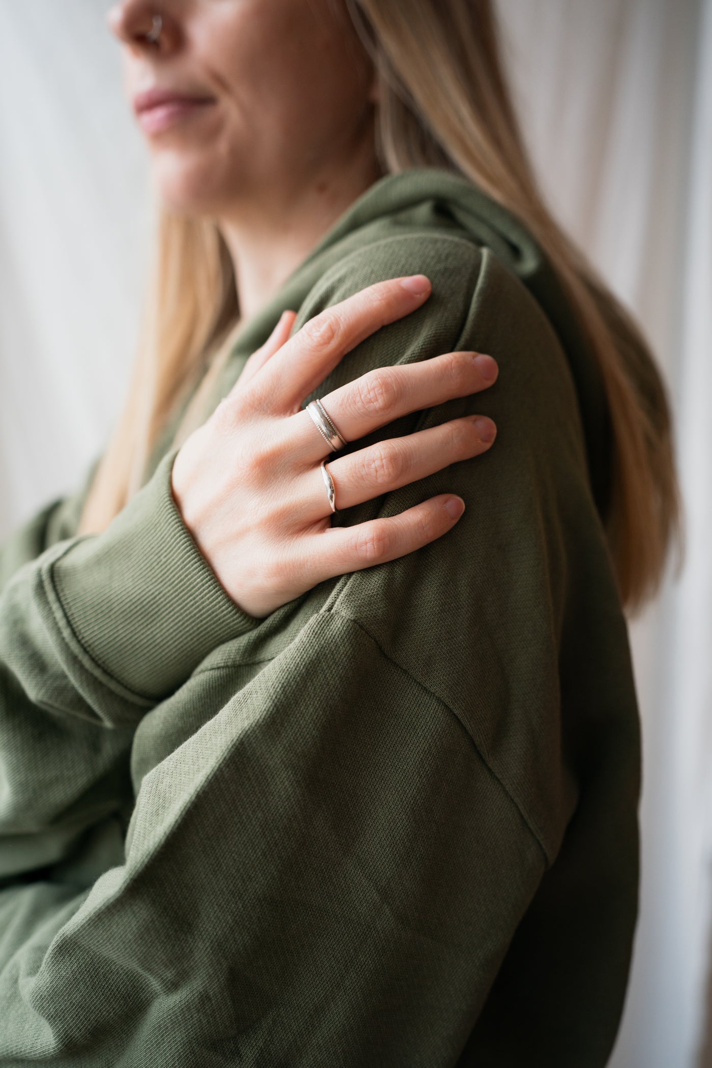 GLDN Signature Hoodie – Premium Comfort & Style