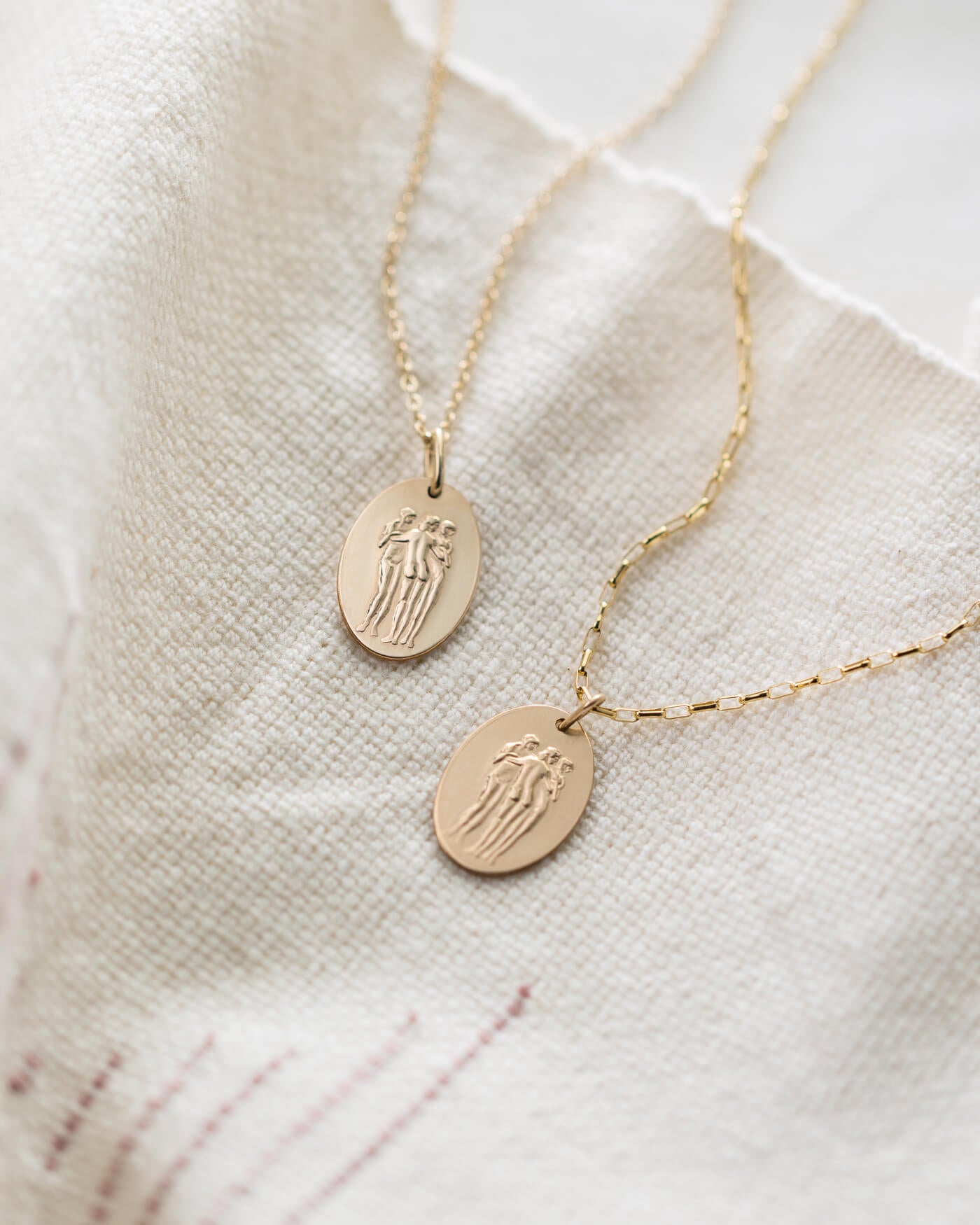Elegant Three Graces Pendant Necklace